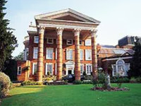 Hendon Hall Thistle Hotel 4* ( Hotel in London, England )